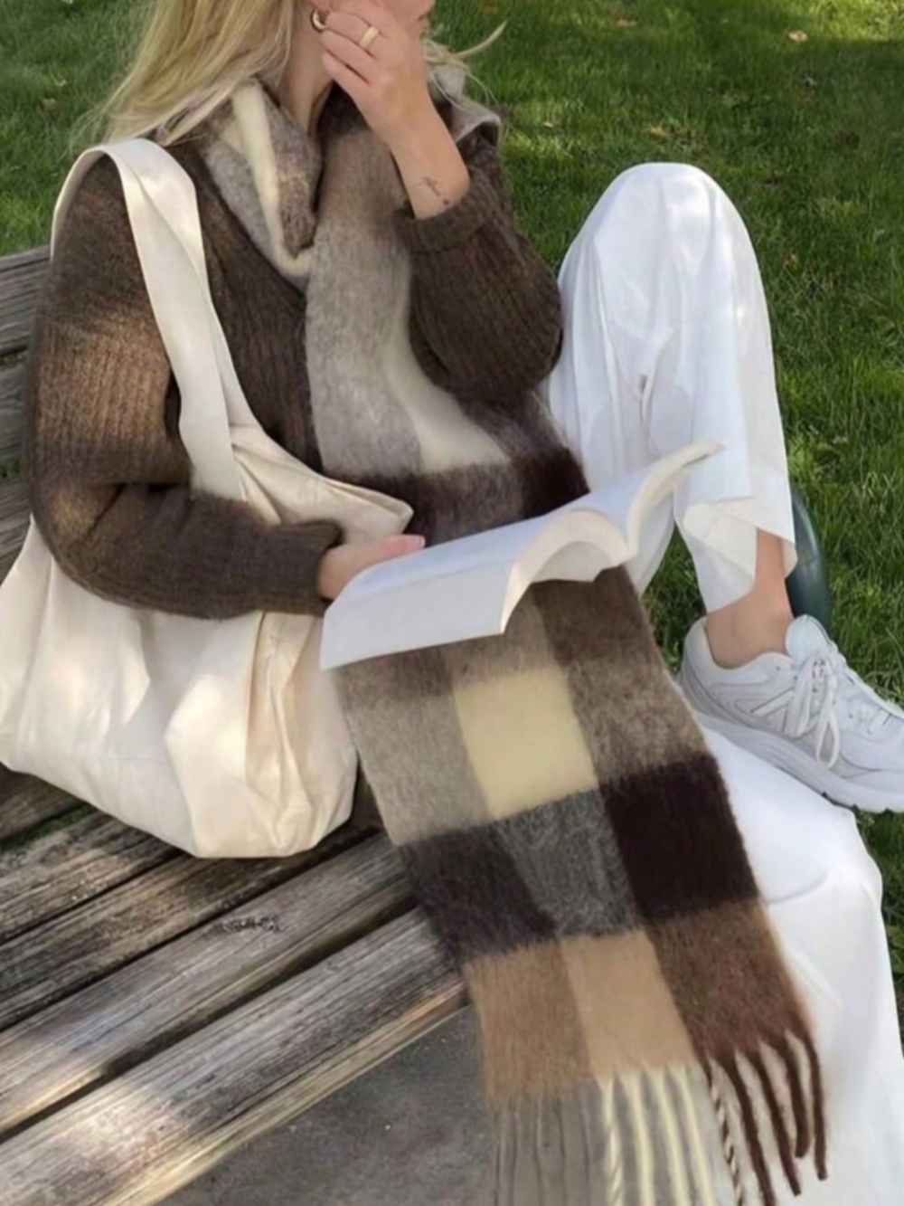 Cozy Multicolor Plaid Tassel Blanket Scarf